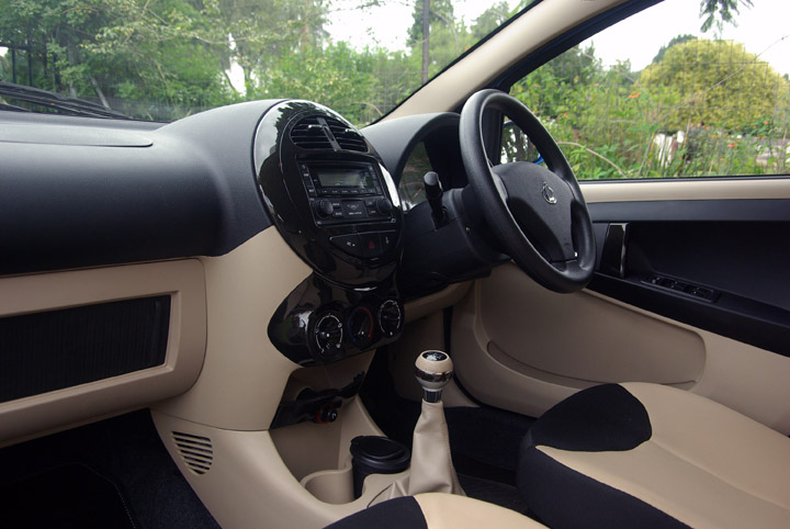 2012 Geely LC interior